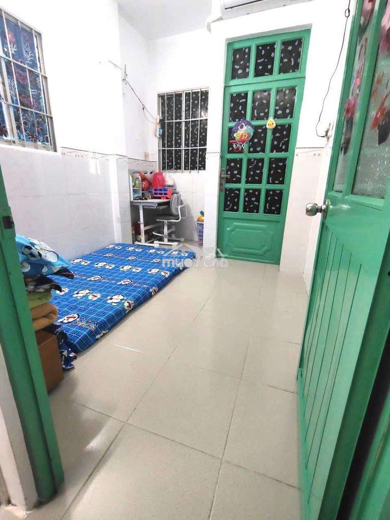 🏡 Bán nhà hẻm 1 sẹc đường nguyễn duy p12 q8
- 4