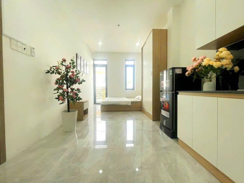 Ban công siêu rộng – gần hutech, uef, hiu | bạch đằng, bình thạnh