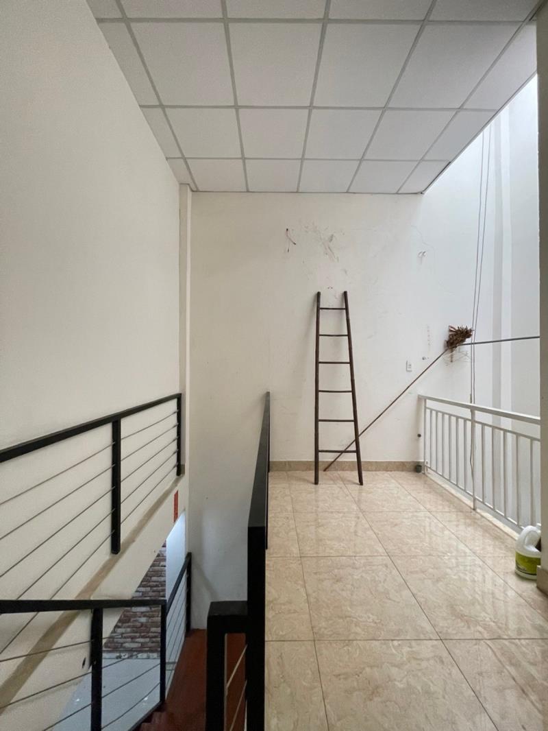 Giáp lũy bán bích – mặt tiền lương minh nguyệt – phú thạnh – tân phú – dt: 4.2*18.5m – 10 tỷ 9 - 4