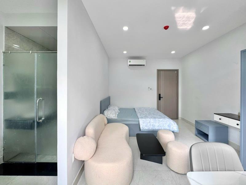 Cho thuê căn hộ 1 phòng ngủ - tách bếp - full nội thất - hutech, uef, hồng bàng, gtvt - đặng thuỳ trâm, bình thạnh - 2
