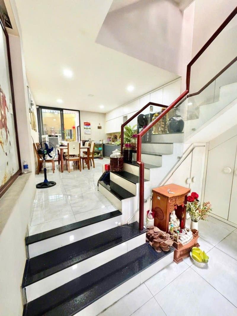 Gần đầm sen – tô hiệu – tân phú – dt: 4*18m – 10 tỷ 5 - 3