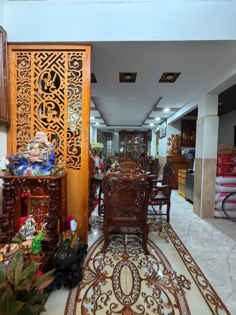 Trung tâm q.5 - nguyễn trãi – 5 tầng – dt: 4.1*13m nở hậu 5.3m – 12 tỷ 5 - 4