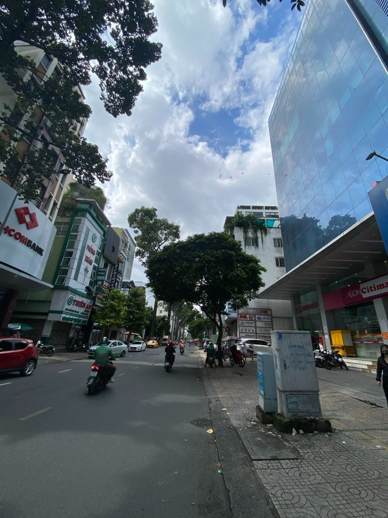 Mặt tiền kinh doanh- cao thắng -quân 3- dt: 68m2- 30 tỷ - 2