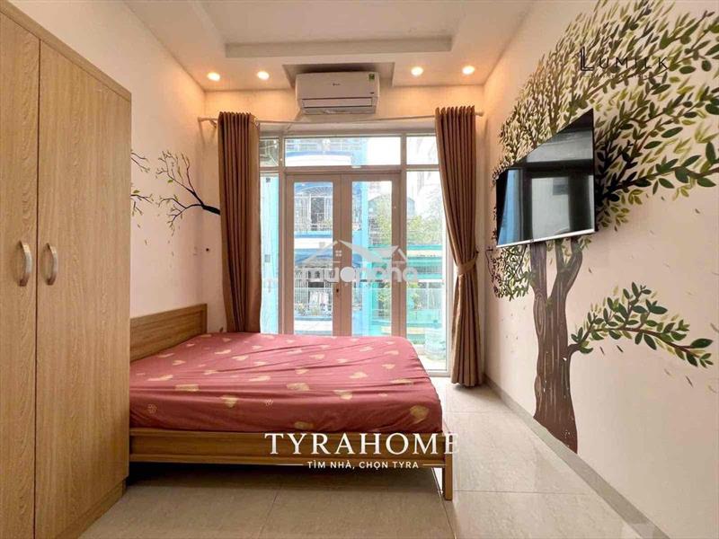 Cho thuê studio ban công lớn full nội thất ngay trung tâm quận 1