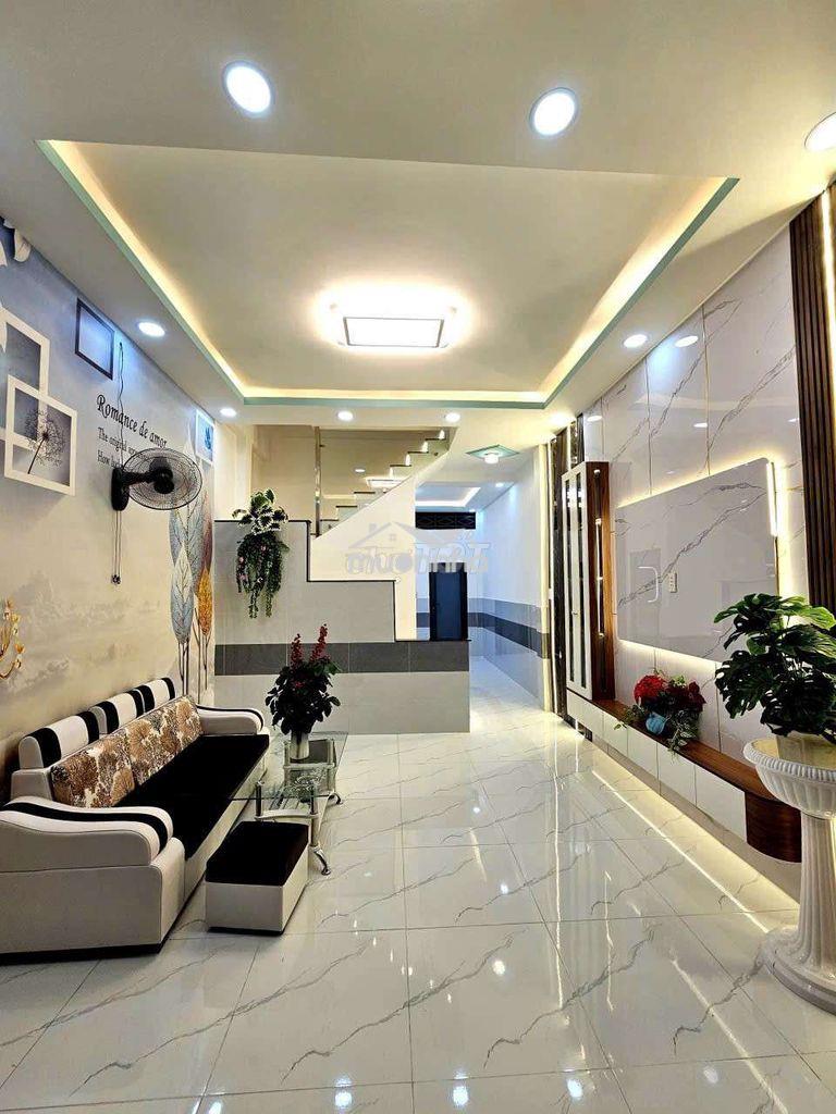 Bán nhà 2 mặt hxh bùi minh trực p6 q8, cách 1 căn ra mặt tiền - 2