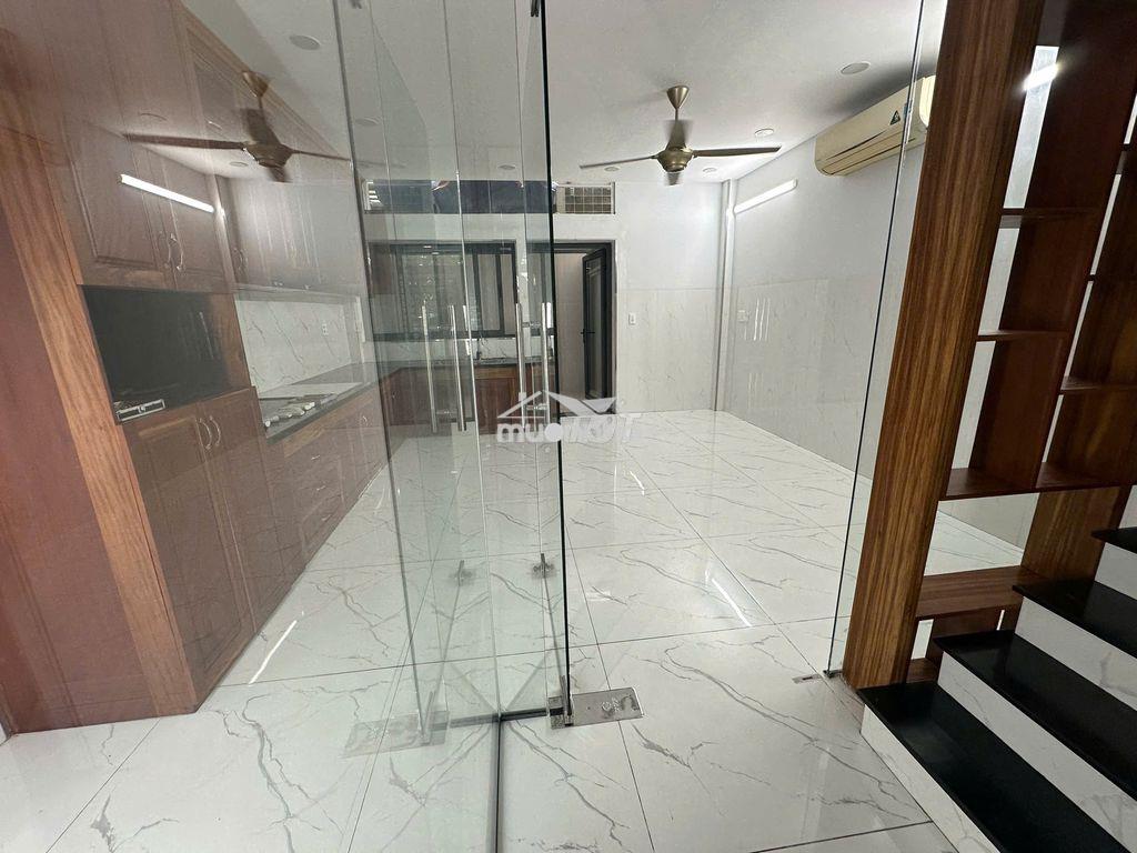 Cho thuê văn phòng tầng trệt giá 12,5tr 5x21m - Ảnh 2
