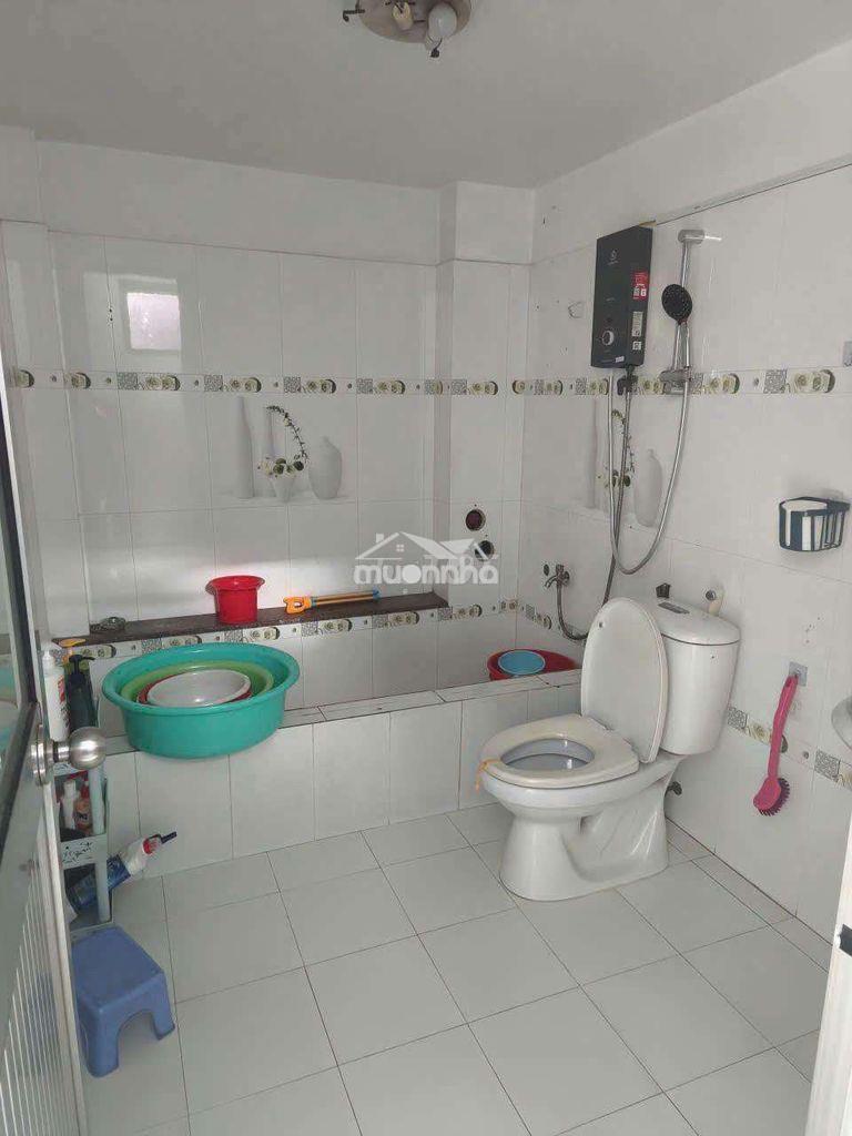 Nhà lầu gần ngã tư 550 giá 7 triệu 500 - Ảnh 3