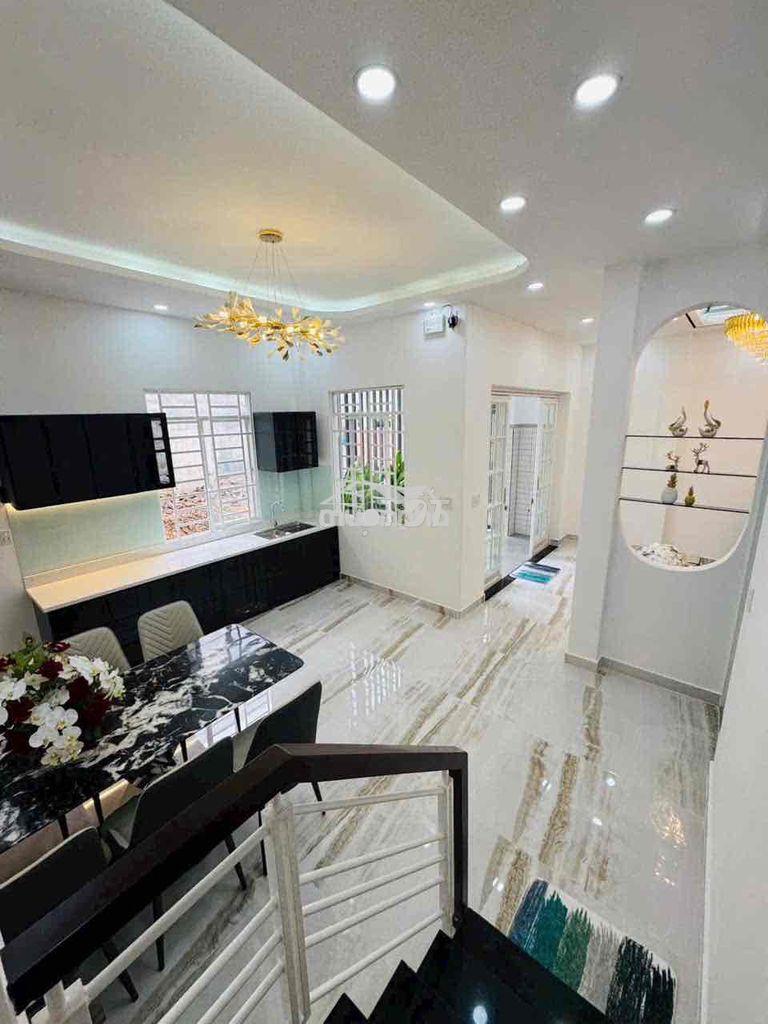 Bán nhà 4 tầng sau căn mặt tiền âu dương lân p3q8 - 4