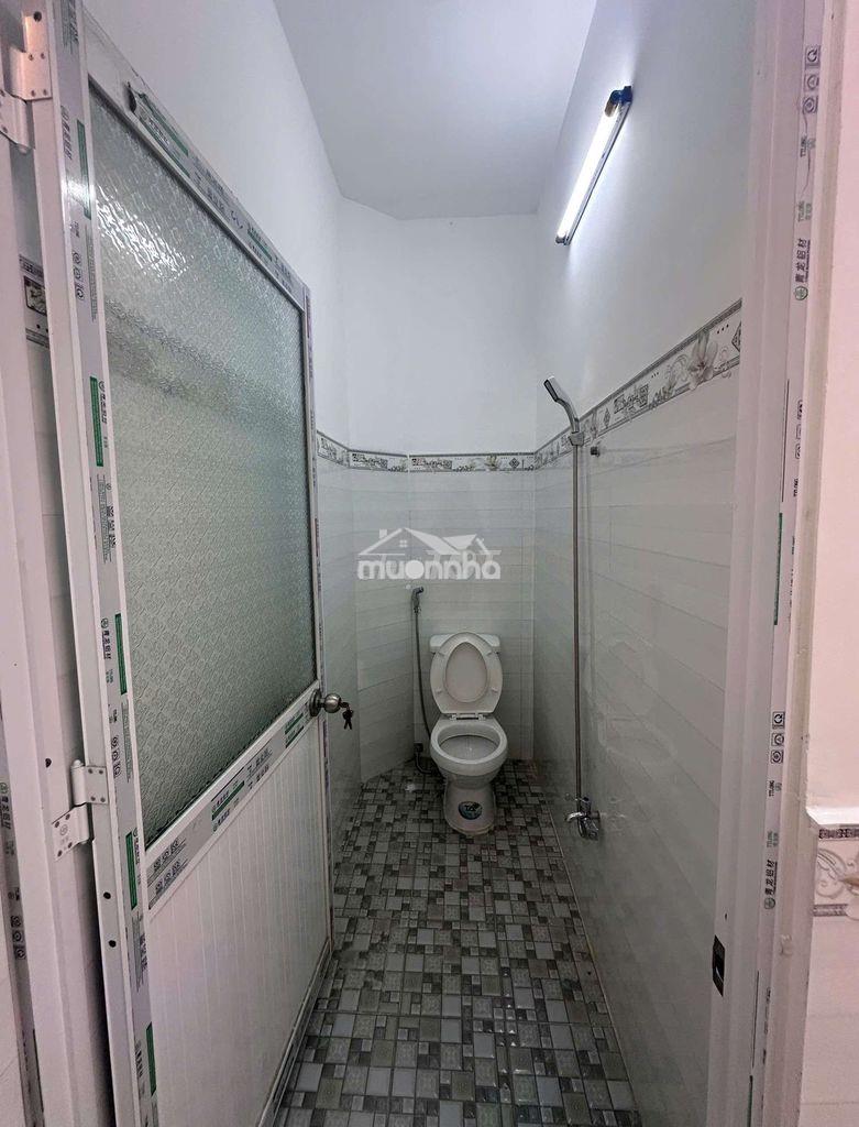 Nhà nở hậu ở hóc môn bán 500tr gần chợ xuân thới sơn - Ảnh 4
