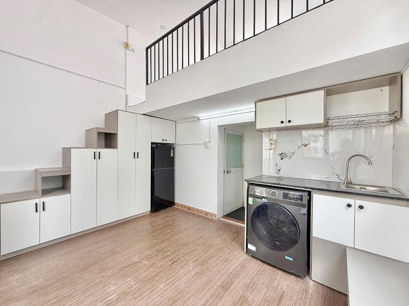 Duplex full nội thất - ban công - máy giặt riêng - ngay trục đường nguyễn hữu cảnh thuận tiện đi q1,q2  - 4