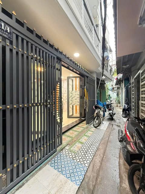 Bán nhà nguyễn thị xiểu q7 lô góc 42m2 giá 4.5 tỷ hiếm nhà mới gần q1