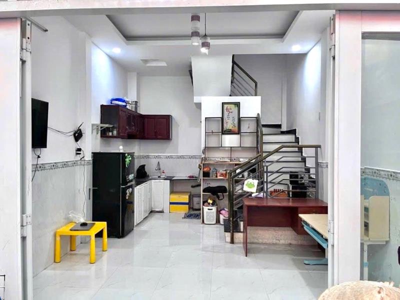 Bán nhà tân phú ngay vườn lài 2 tầng, 4x8, chỉ hơn 4 tỷ xíu