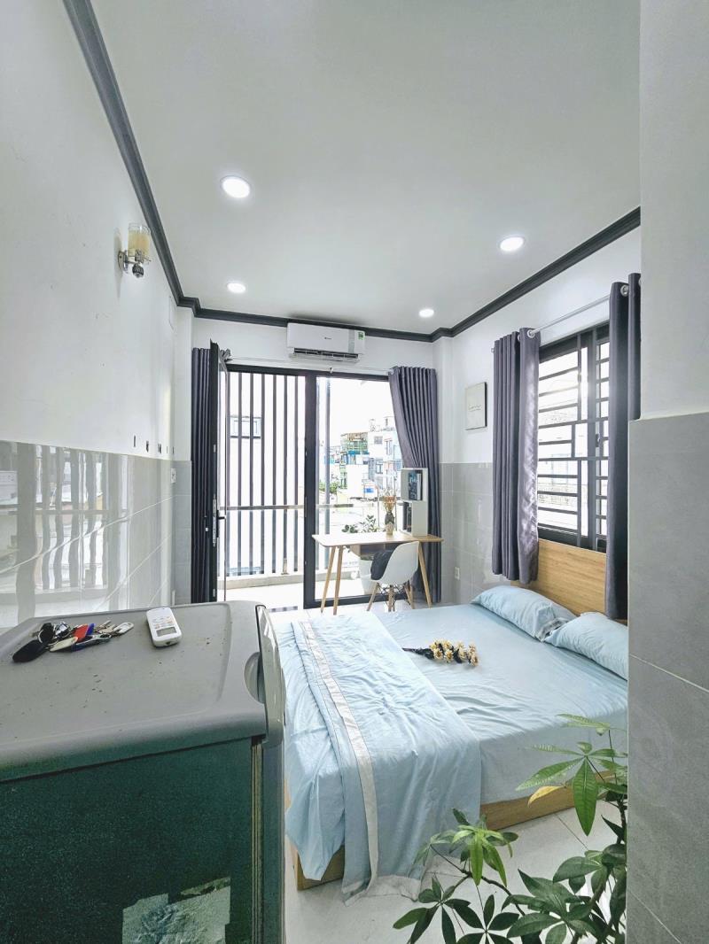 Phòng đẹp – mới – ban công | gần hutech, uef, uth – nguyễn gia trí, bình thạnh