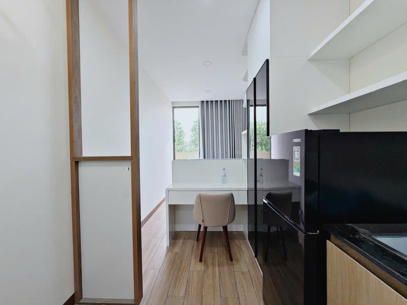 Phòng mới 100% - tân bình - nội thất cao cấp - gần sân bay (nhà ga t3) - giáp q3,q10,tân phú. - 2