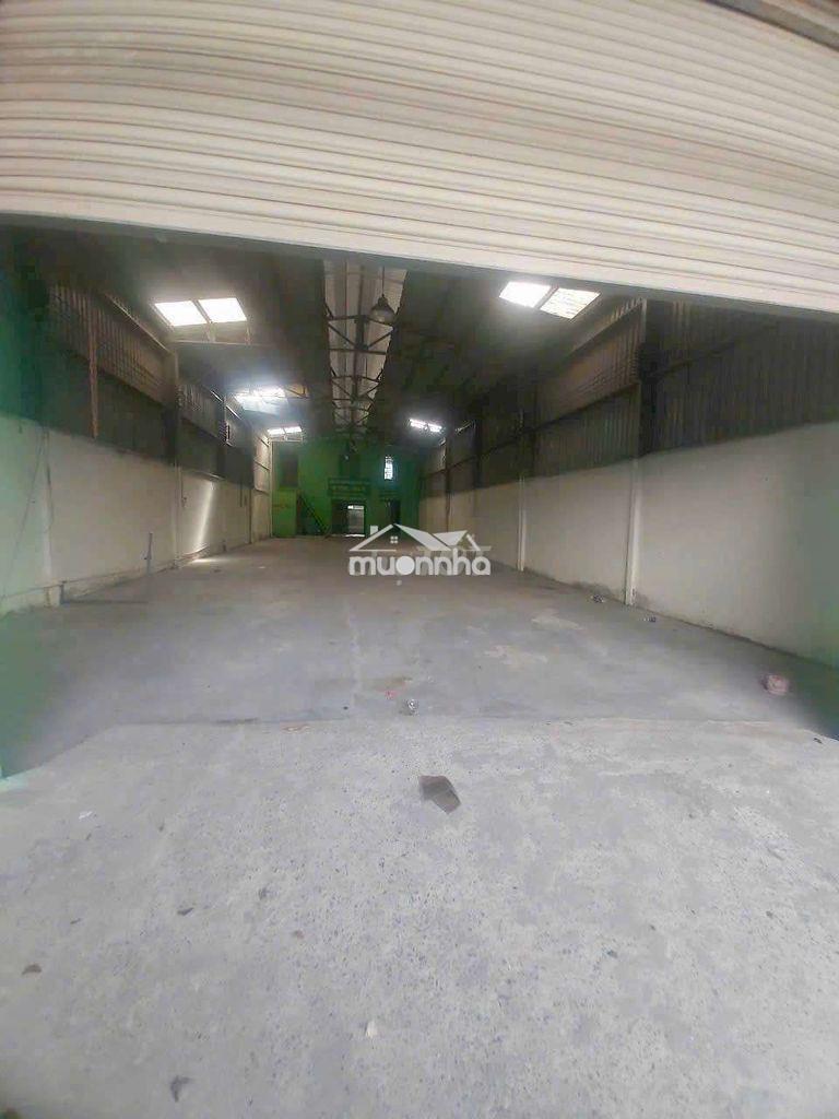Cho thuê kho xưởng 8x35m, lửng, vp, điện 3pha, tải 5tấn, giá 20tr - Ảnh 2