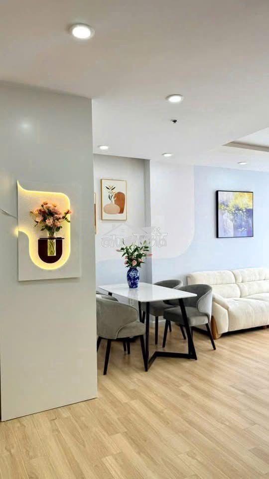 Chủ kẹt tiền bán gấp cc tô ký tower - q12 - 61m2 - 2pn2wc - 1,86 tỷ - 2