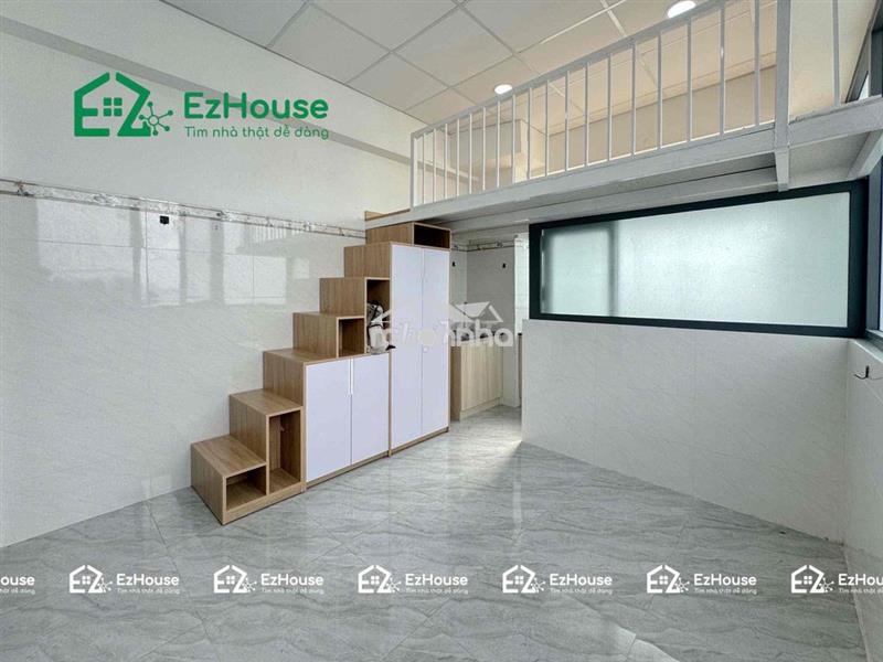 Giảm 50% tiền phòng cho gác cao phòng rộng cửa sổ trời đủ nội thất
