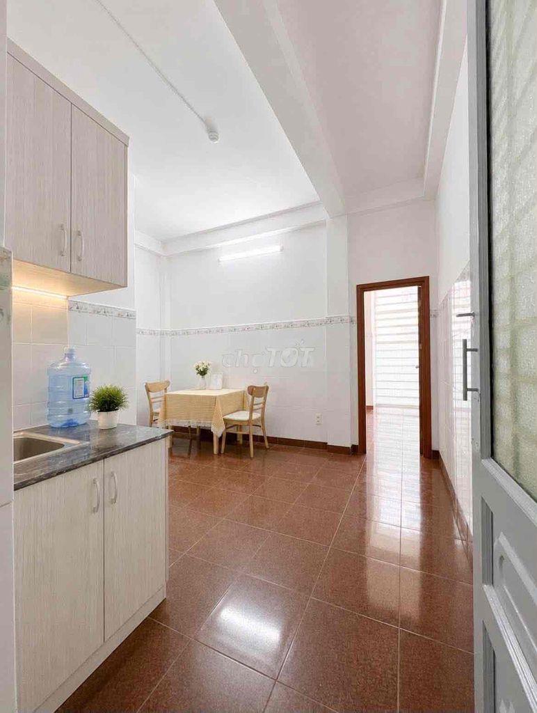 🏡 2pn 45m² gần sân bay tsn – tách bếp, ban công