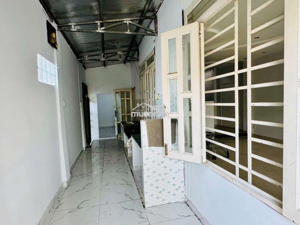 Chủ ngộp cần bán nhà rẻ như giá đất - Ảnh 3