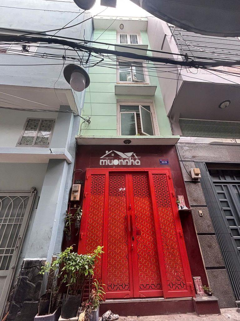 Nhà quận 10