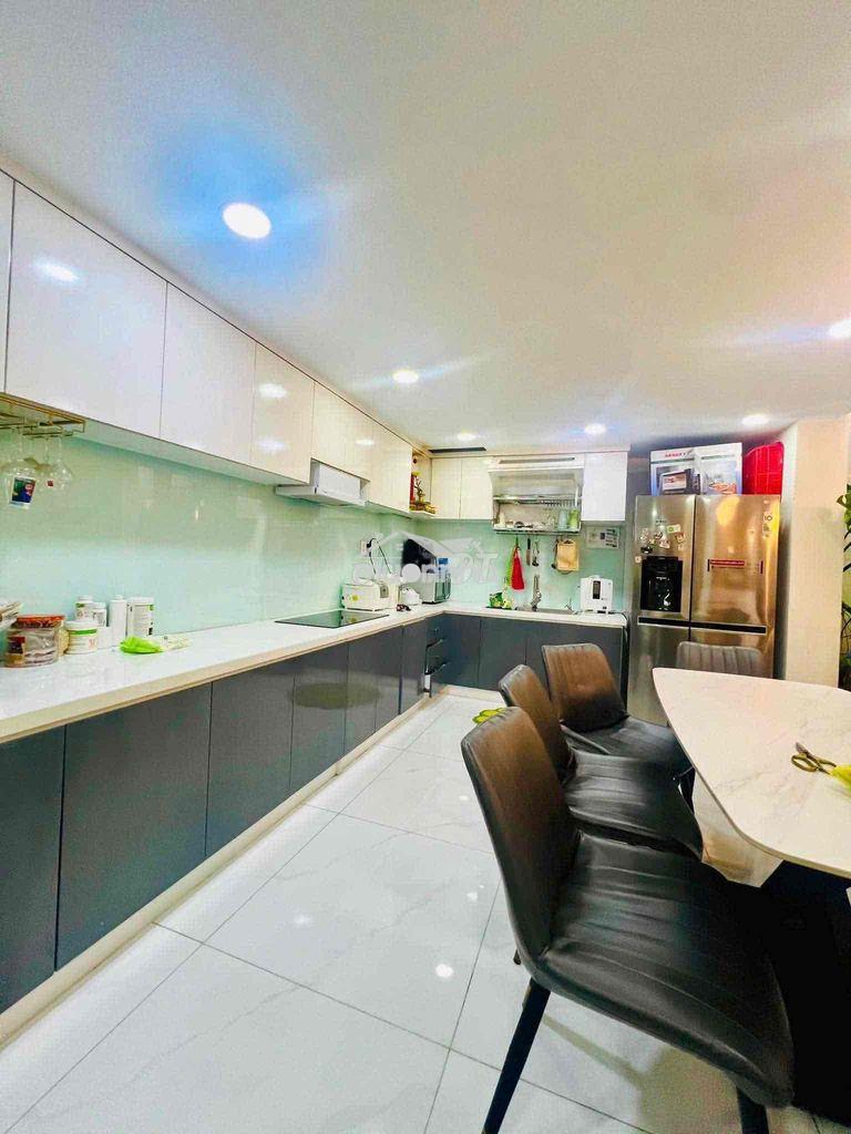 Gấp bán nhà 5 tầng 70m2( 5x15 ) hẻm xe hơi - có ban công - 2