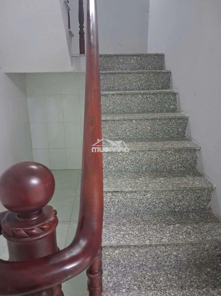 Nhà cho thuê 4x17m gác lửng 3p ngủ - Ảnh 4