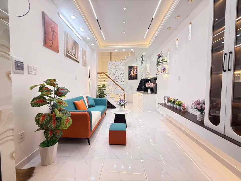 Bán nhà mới hoàn thiện, vị trí đẹp gần chợ, trường hộng. - 2