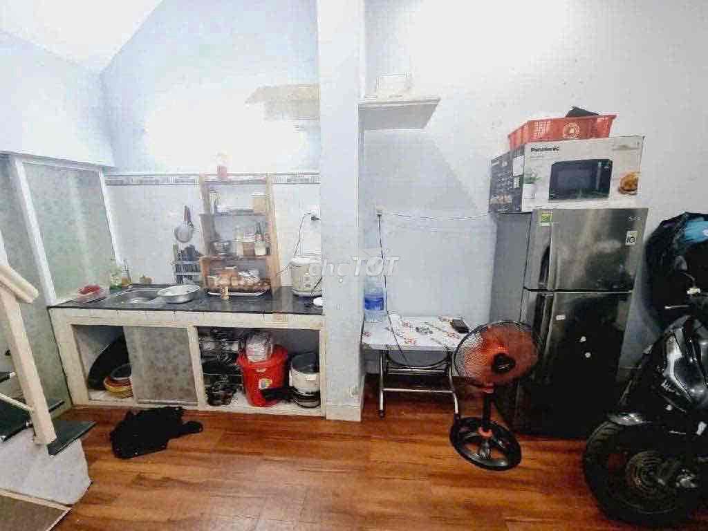 Cho thuê nhà nguyên căn lý chính thắng - Ảnh 3