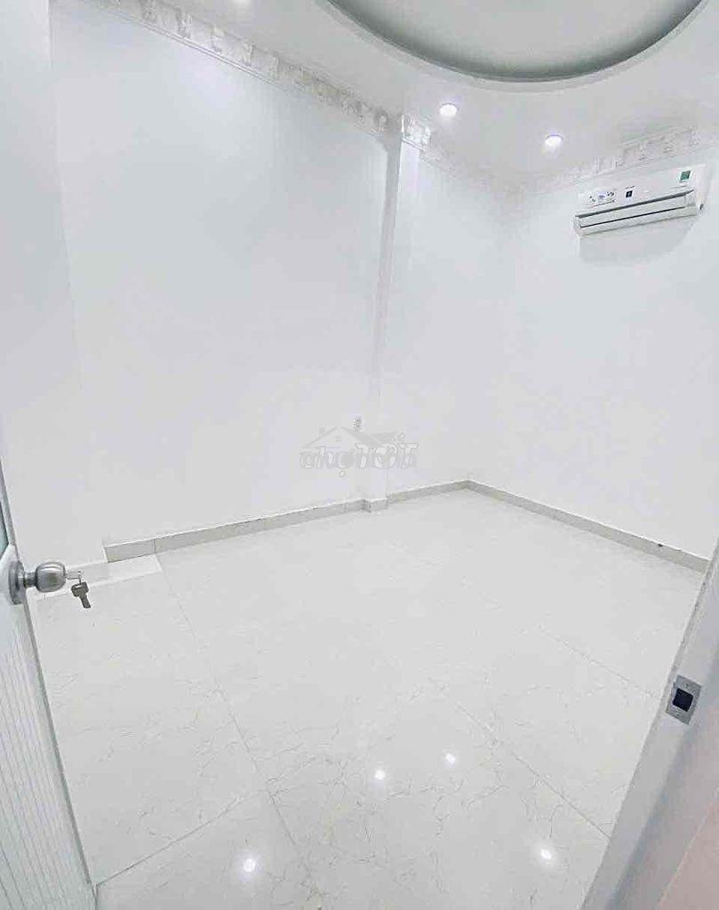 Nhà 1 trệt 1 lầu 3pn 3wc 6x10m hẻm thông 1027 huỳnh tấn phát - 4