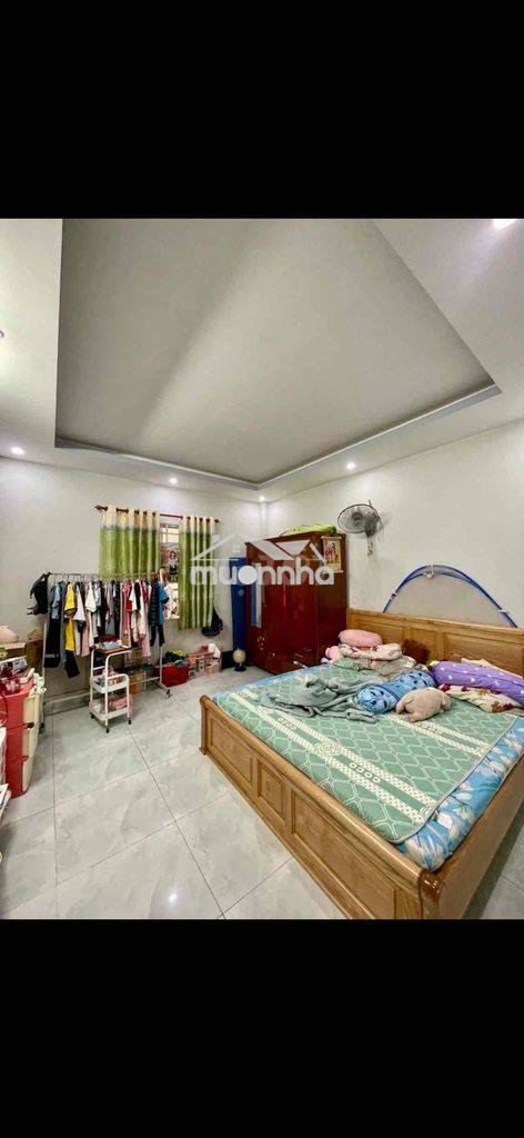 Cho thuê nhà q11 lạc long quân gần đầm sen giá 13-4 x 14-4 tầng-4 pngủ - 4