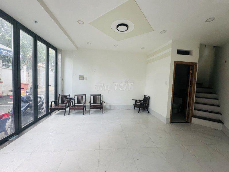 3 tỷ 5 - nhà hiếm - hàng hiếm - giá hiếm - mặt tiền linh chiểu thủ đức