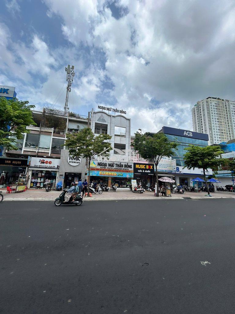 Giảm sâu tôi bán gấp nhà 4lau mt phạm hùng,q8,5.5x17m,thuê 40tr,16ty