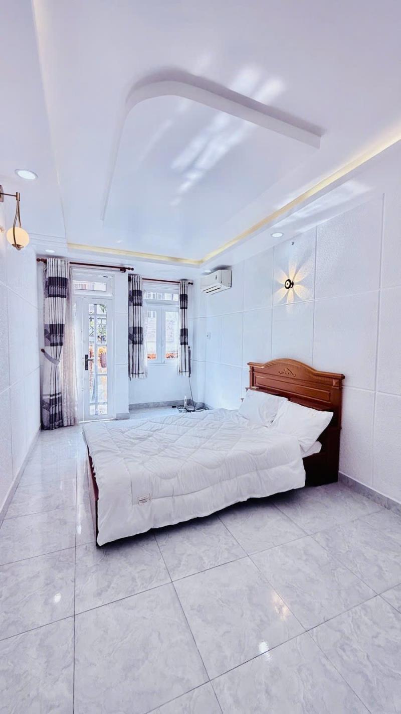 Nhà 5 tầng khu vip phan xích long – gần bv hoàn mỹ – chỉ 6.8 tỷ - 2