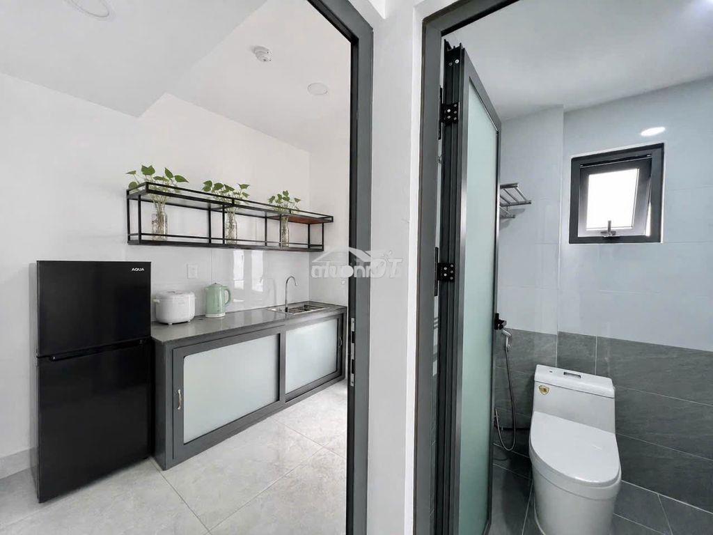 Cho thuê phòng cửa sổ lớn ban công sạch đẹp - Ảnh 3