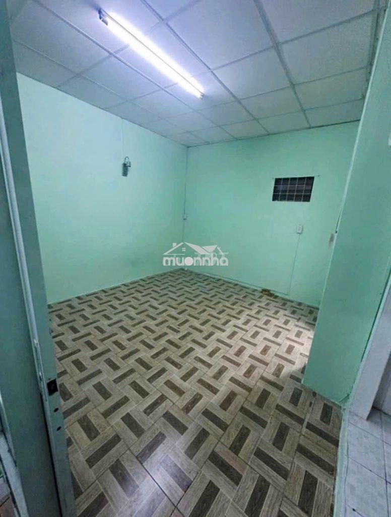 Nhà hẻm vĩnh viễn, 2 lầu, 2pn 2wc, 3.6x13m, 11tr - 4