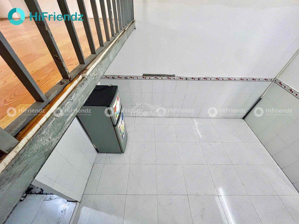 Cho thuê phòng gác cao ,sẵn máy lạnh tủ lạnh - giờ giấc tự do - Ảnh 3