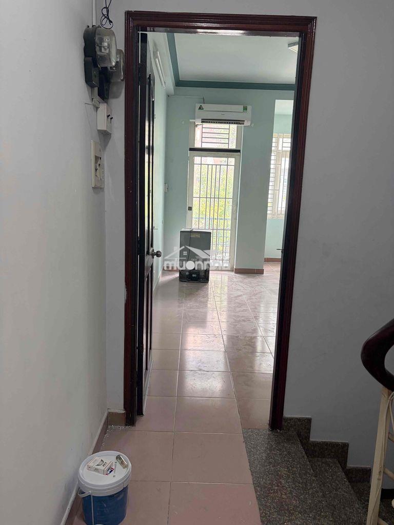 Quận 8 căn hộ, phòng trọ có ban công full nội thất giá sinh viên