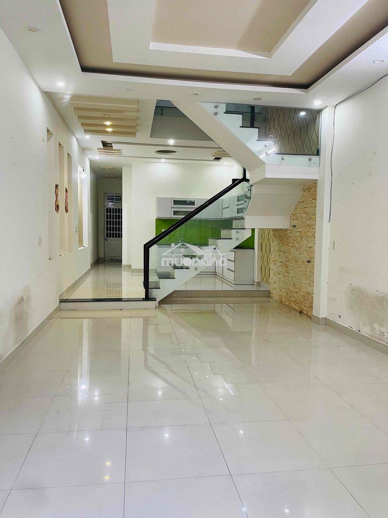 Chính chủ gửi bán nhà 3 tầng mt phú lộc 21 - 3