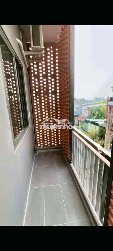 Phòng ban công ngay cầu rạch tôm - 4