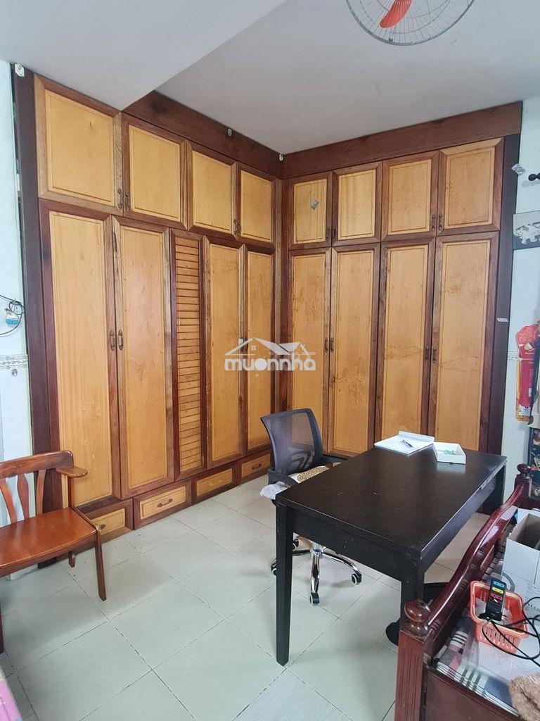 Bán nhà hẻm 181 âu dương lân, dt 95m2, 1 trệt 2 lầu+sth, 5pn 6wc, shr - Ảnh 4