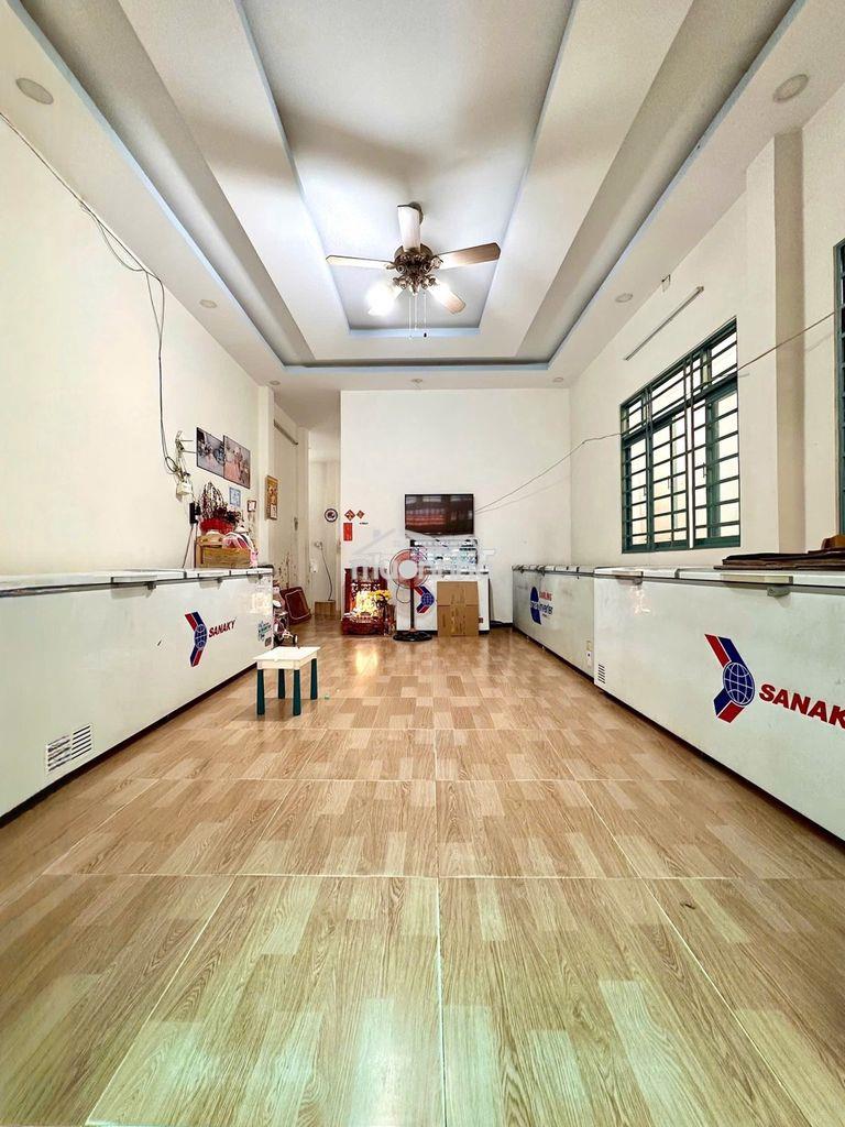 🏡 Nhà nở hậu đẹp - xe hơi tới nhà-có phòng ngủ tầng trệt -gần emart 2 - 3