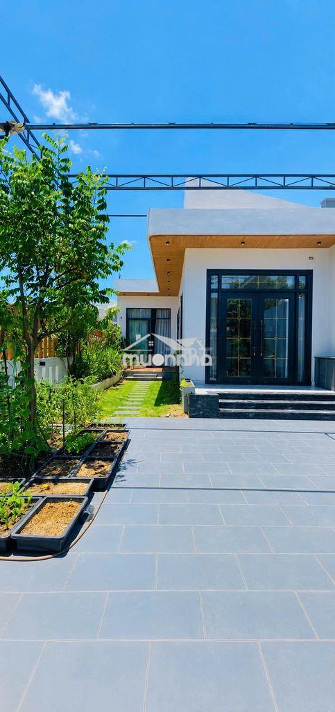 Cần bán căn nhà cấp 4 mini sân vườn gần trạm thu phí bửu long