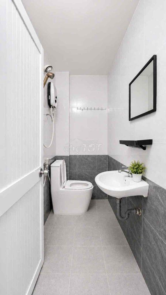 Quận 3 nhà 5 tầng hẻm 5m thông dt 3,2x1 2m giá 8,3 tỷ. - 3