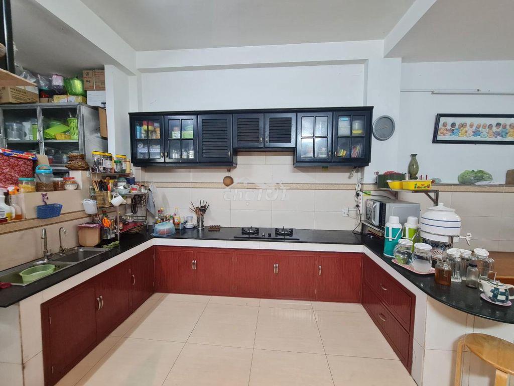 Bán nhà hẻm 181 âu dương lân, dt 95m2, 1 trệt 2 lầu+sth, 5pn 6wc, shr - Ảnh 2