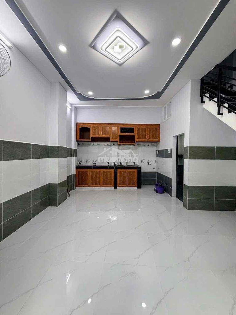 Cần vốn kinh doanh bán gấp nhà tân kiên 1t3 - 2