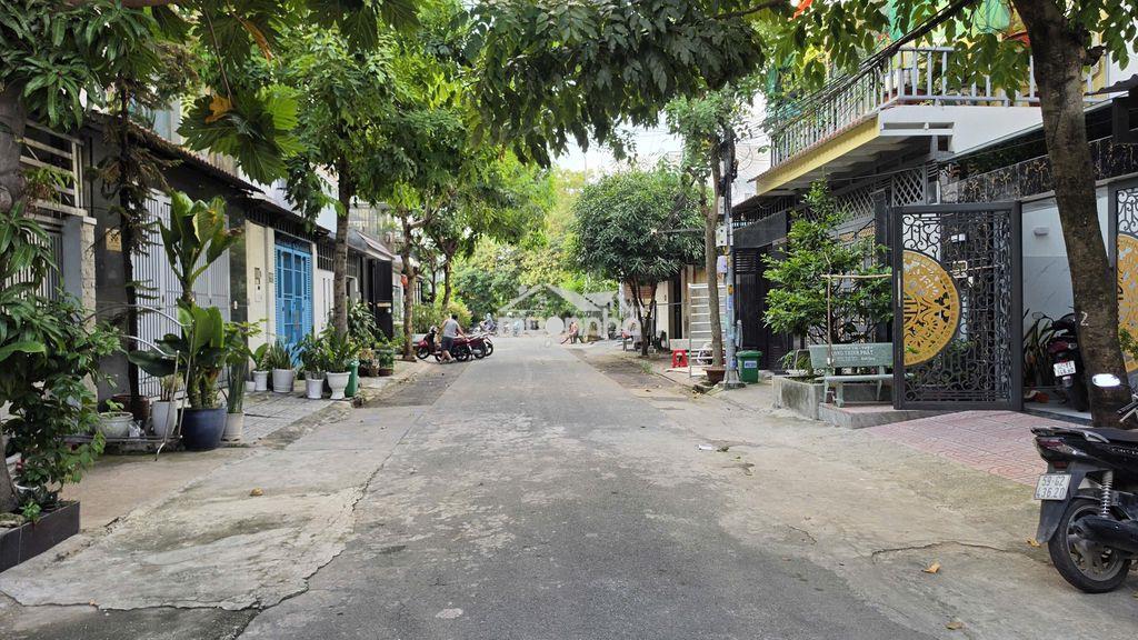 Nhà 2 lầu dt 5x15, trục chính kdc thành sơn, gần chợ đại hải hóc môn - 3