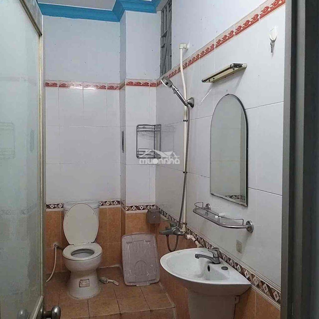 🔥 Nhà mt khu tên lửa 4.5x20,3.5 tấm,4 phòng - Ảnh 3