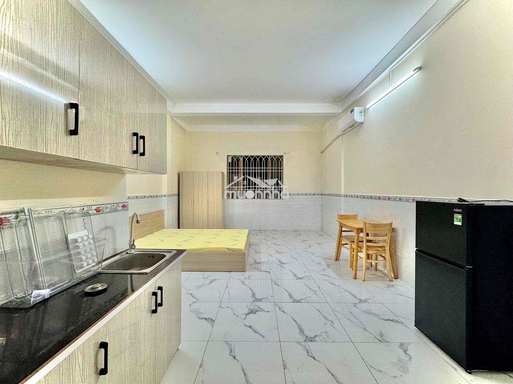 Căn hộ cao cấp full nội thất - cửa sổ trời - ngay ngã tư bốn xã - Ảnh 4