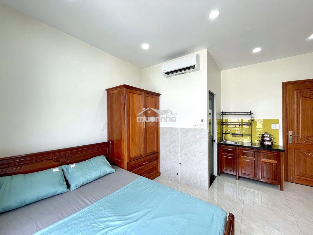 Phòng ban công thoáng, an ninh gần chợ hoàng hoa thám - Ảnh 3