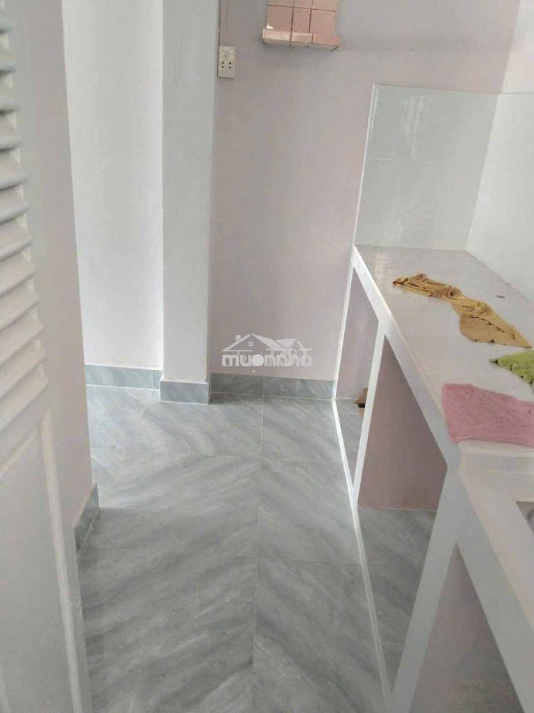 Bán gấp căn hộ chung cư xóm cải quận 5 – 50m2 (2pn 1wc), 2.6 tỷ - 3